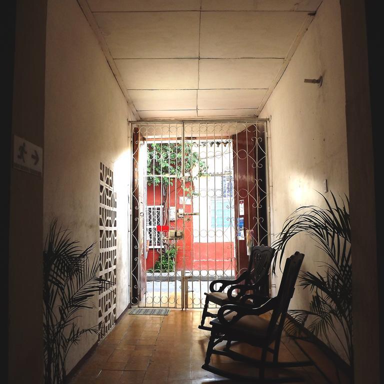 Hostel Casa Eugenia Cartagena Екстер'єр фото