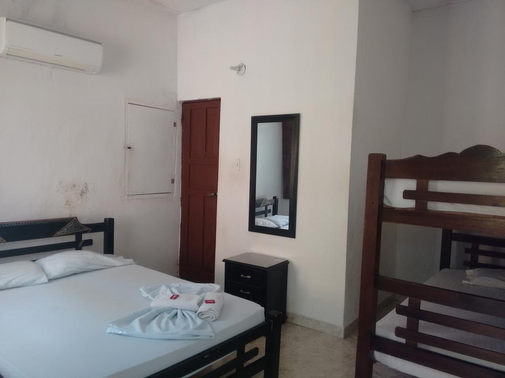 Hostel Casa Eugenia Cartagena Екстер'єр фото