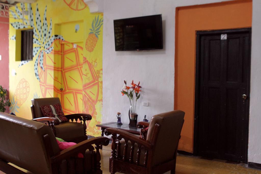 Hostel Casa Eugenia Cartagena Екстер'єр фото